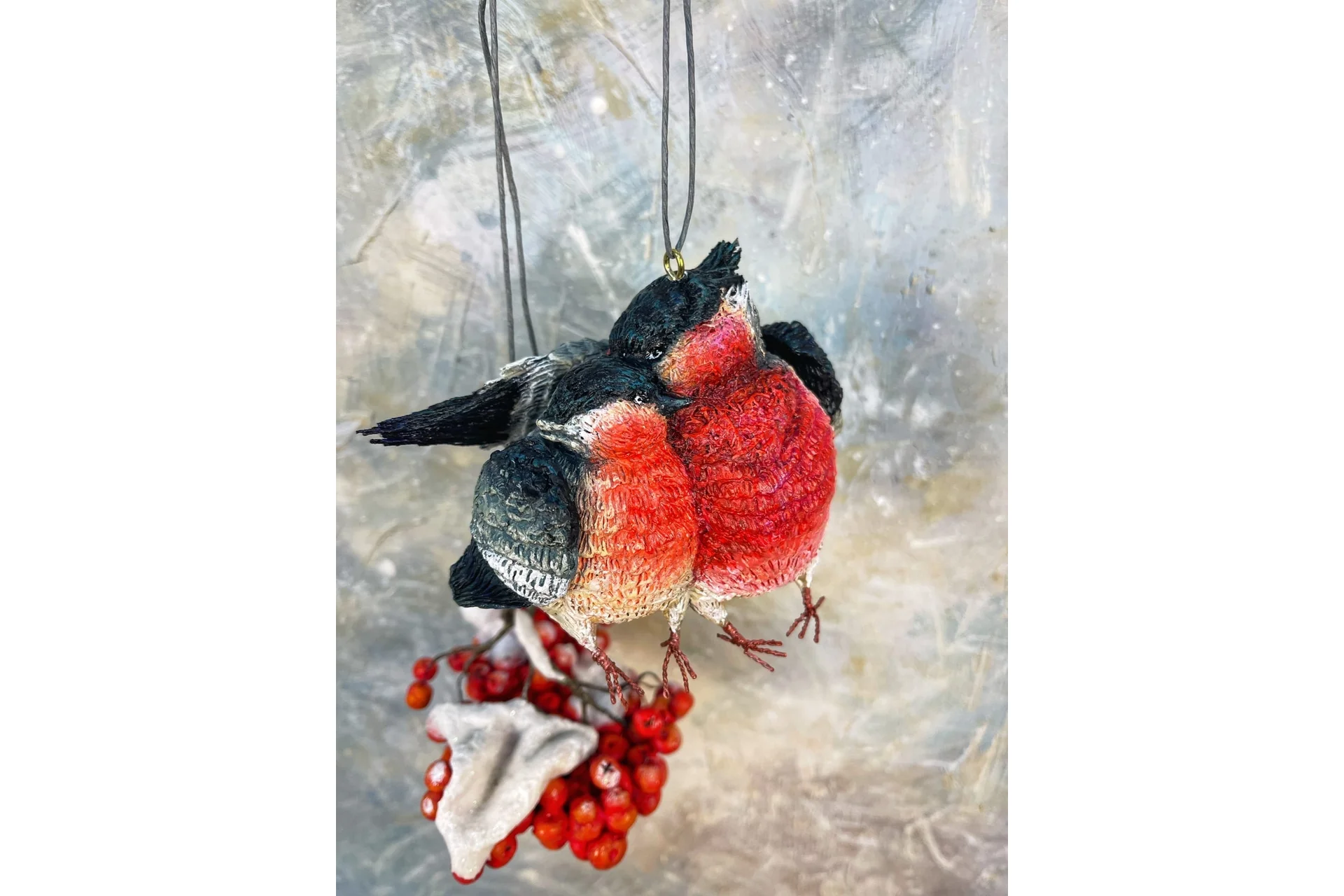 Снегирьки и веточка рябины (Мария Колегова), фото 1 из 1.