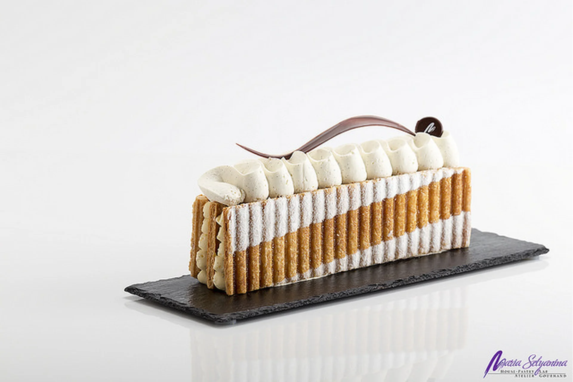 [PastryCampus] Авторский мильфёй. Креативное задание (Мария Селянина, Татьяна Сердцева), фото 1 из 1.