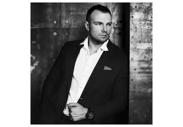 Статусное соблазнение (Антон Гломозда)