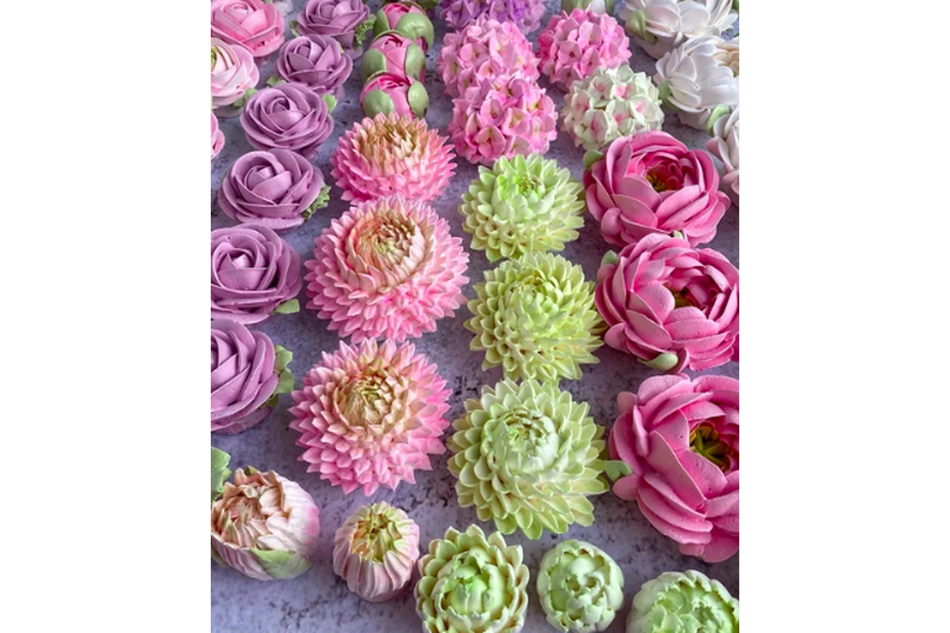 Зефирная флористика. Тариф Самостоятельное изучение (Амина Эскиева), фото 1 из 1.