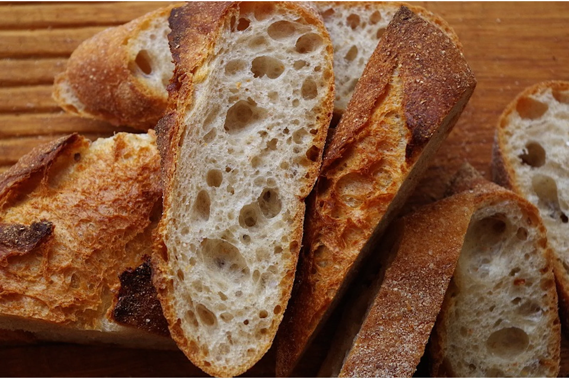 Пшеничное тесто, багеты, хлеб и пирожки на закваске (Светлана Аристова), фото 1 из 1.