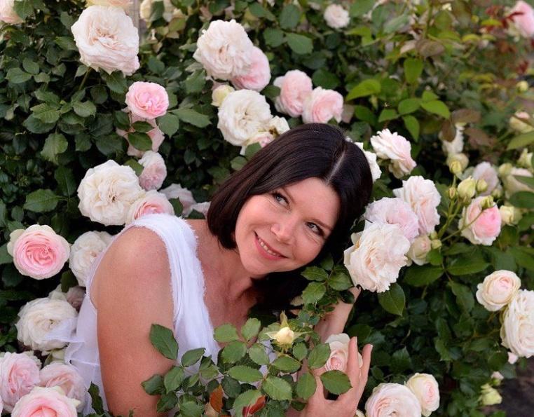 [sadlarisy] Пособие по выращиванию роз, фото 1 из 1.