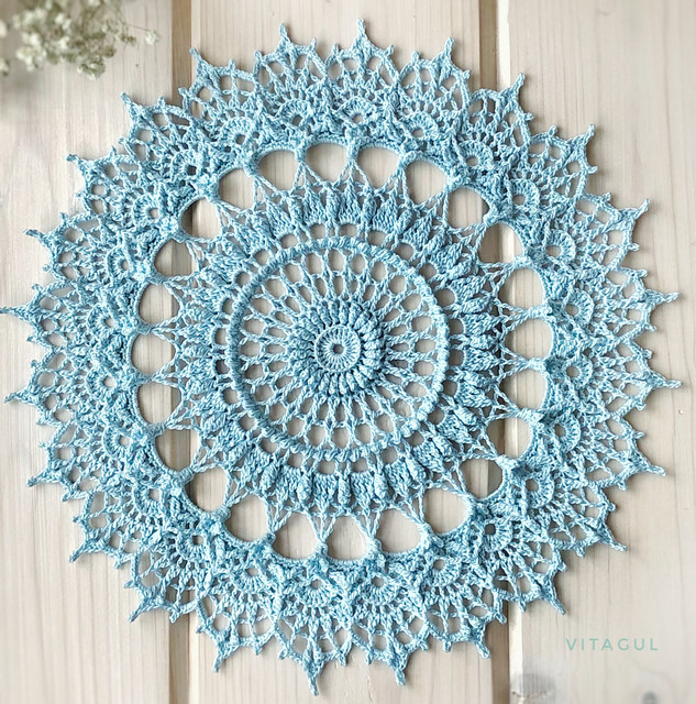 [Vitagul] Салфетка Dolly (Виктория Гуль)