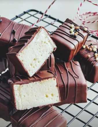 Конфеты "Птичье молоко" (Юлия Нежурина) @fun__bun, фото 1 из 1.