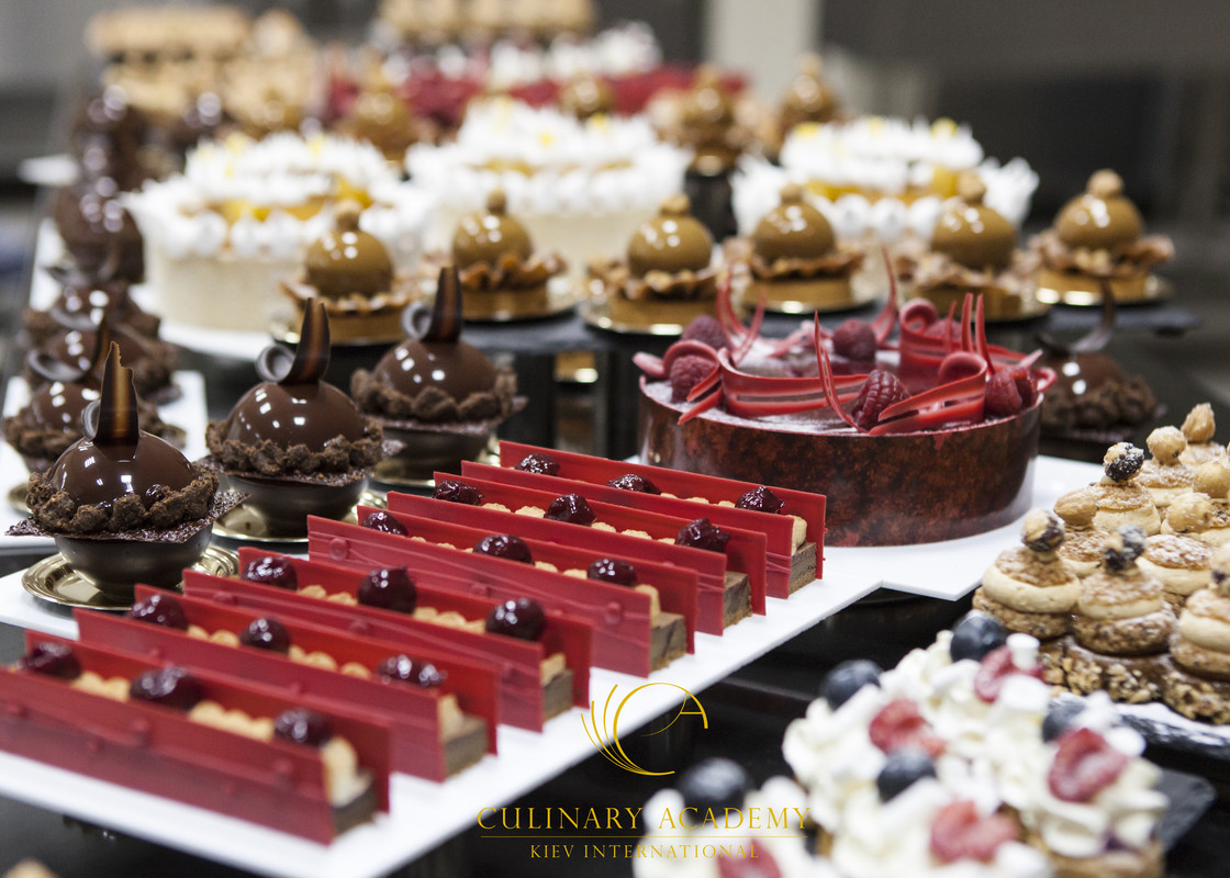 [KICA] Торты и пирожные Контена Баи (Quentin Bailly)