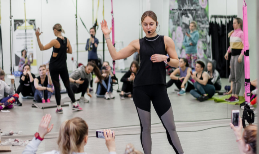 Абонемент на месяц к прямым эфирам Masha.fit. Июнь 2021 (Маша Блинова)