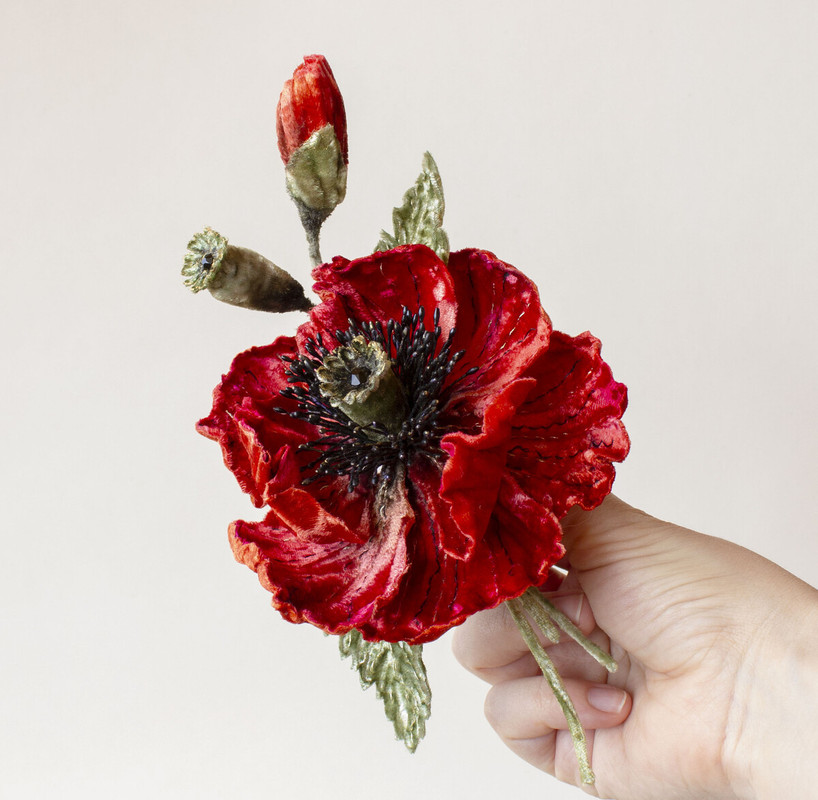 Брошь «Мак» (Анастасия Демидова)