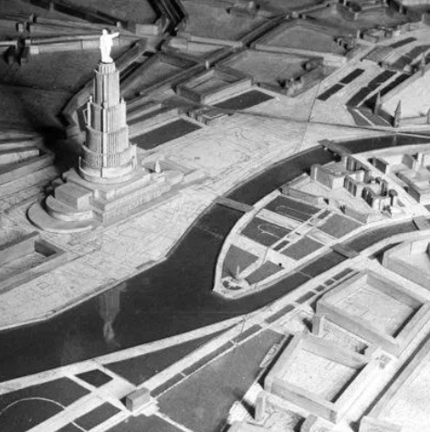 [Умные люди] Образы будущего: планы по переустройству Москвы (Иван Савушкин)