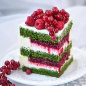 Торт "Шпинат-Малина" (Надежда Аксенова) @nadezda_axenova