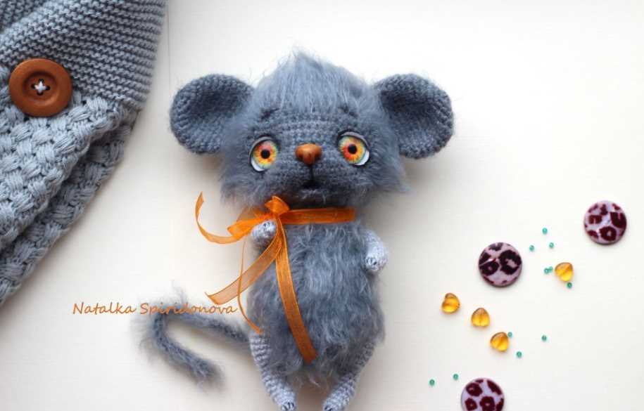 Вяжем милую мышку крючком ВИДЕО Мастер класс+PDF! (Наталья Спиридонова)
