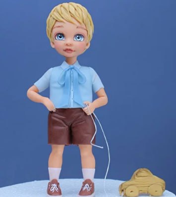 [Kabilova school] Видеоурок по лепке фигурки из мастики Мальчик с машинкой (Диля Кабилова)