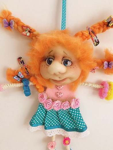 Хранительница заколок и резиночек для волос (Анна Фруг)