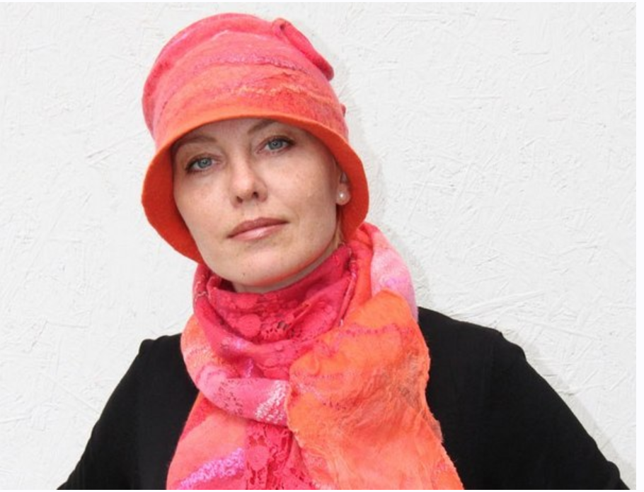 Вaляние и дeкор шaпочки в тeхнике шибoри (Ирина Панова)