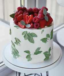Торт "Клубника-Базилик" (Ольга Куликова) @kulik_ova