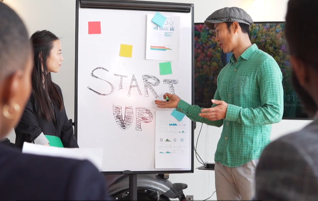 [Udemy] Создавайте рекламные и другие видеоролики с помощью искусственного интеллекта AI (Victor Joyeux, Виктор Жойе)