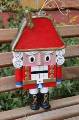 [Я хозяйка] Щелкунчик из картона мастер-класс. Новогодний декор своими руками
