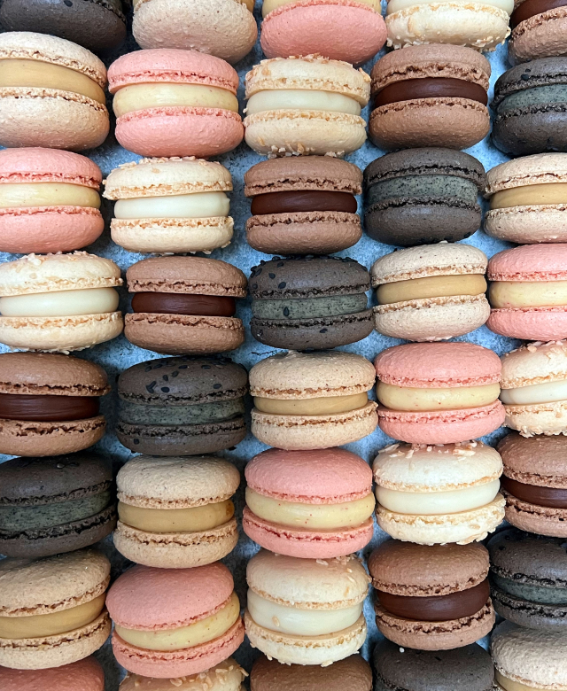 Новогодние вкусы макарон, 2024 (Анна Томильчик)