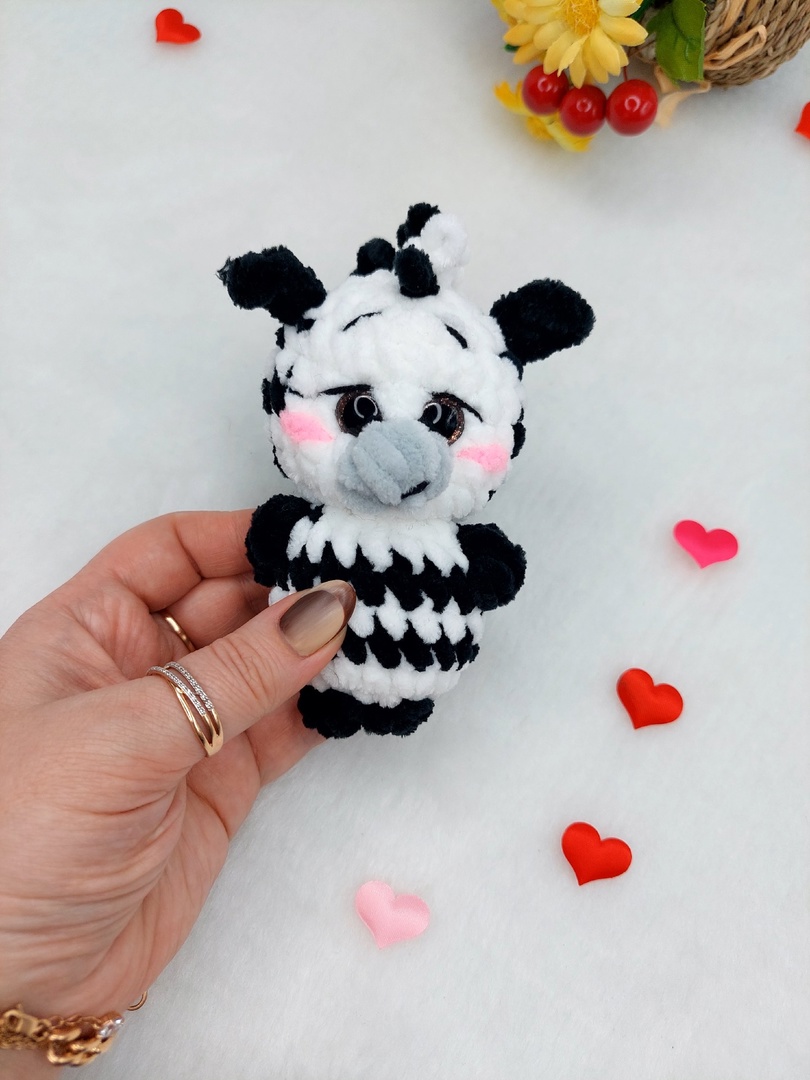 [Do_bro_v_dom] Брелок Зеброчка (Алина Ерукова)