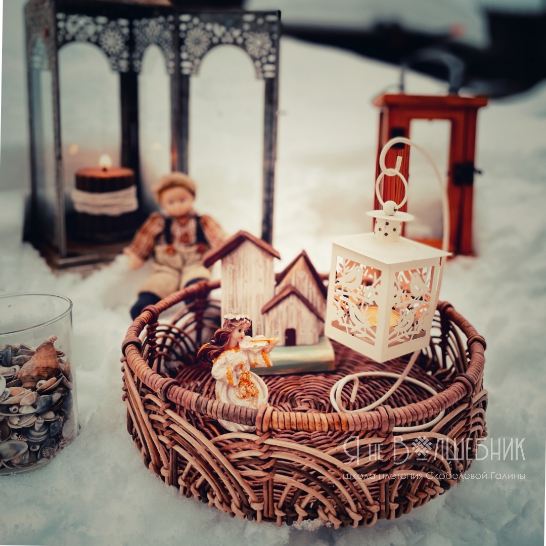 Поднос в стиле зарзо (Галина Скобелева)