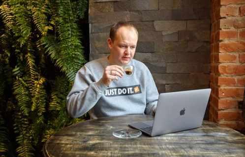 Как создать долгосрочный бизнес на товарах НЕ из Китая с прибылью от $10 000 за 45 дней (Валентин Юстас)