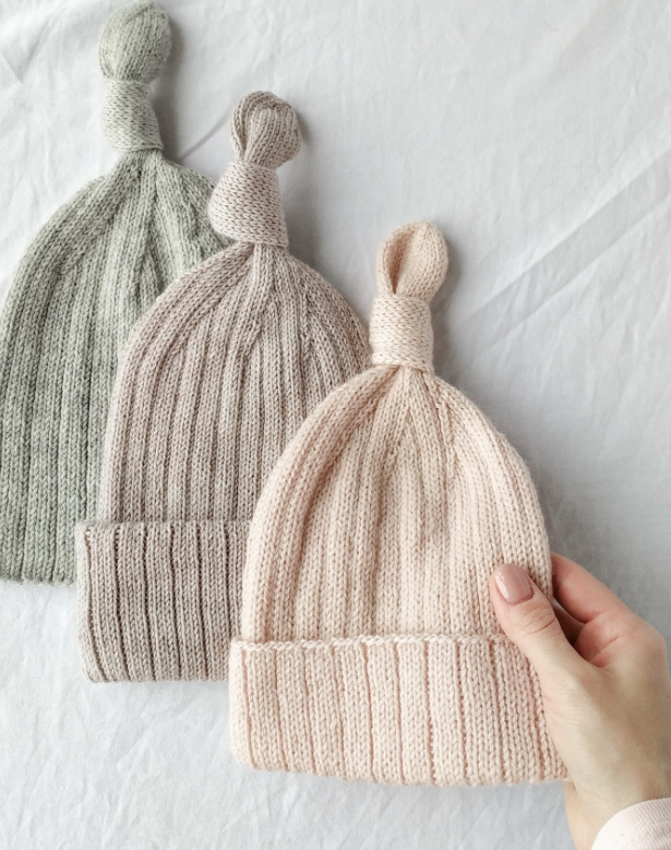 Шапочка-гномик в рубчик (Наталья Гизамова) @mimi.knitting, фото 1 из 1.