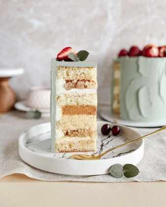 Торт "Карамельная груша" (yanni.bakery)