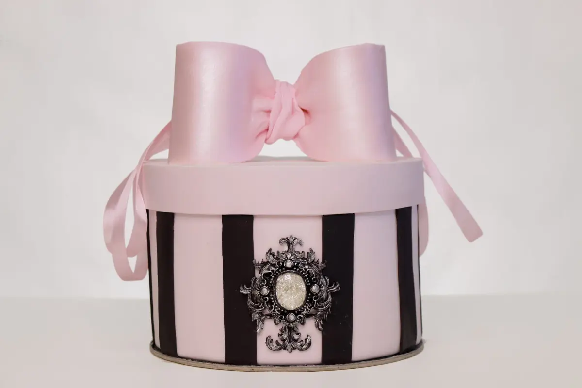 Торт Шляпная коробка (Даяна Лус)