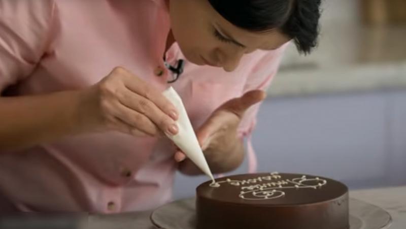 [Кондитерка] «Птичье молоко»: 3 варианта популярного десерта (Лиза Глинская), фото 1 из 1.