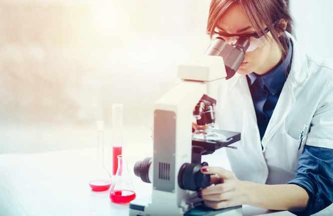 [Первая Школа Биохакинга] Копрограмма. Что скрывают какашки? (Лариса Щербина)