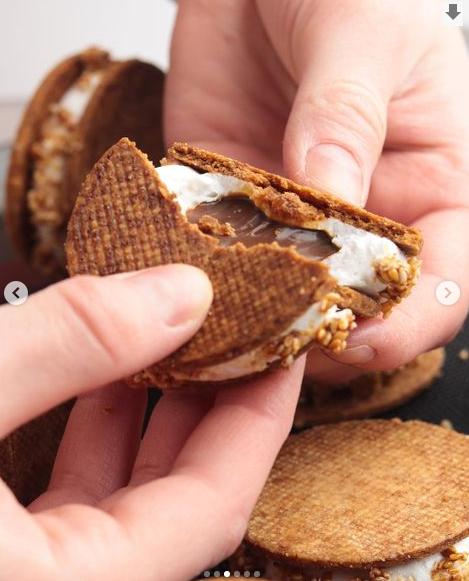 Хрустящий сэндвич с ванильным суфле и карамелью (Захар Крицкий) @zakharkritskii