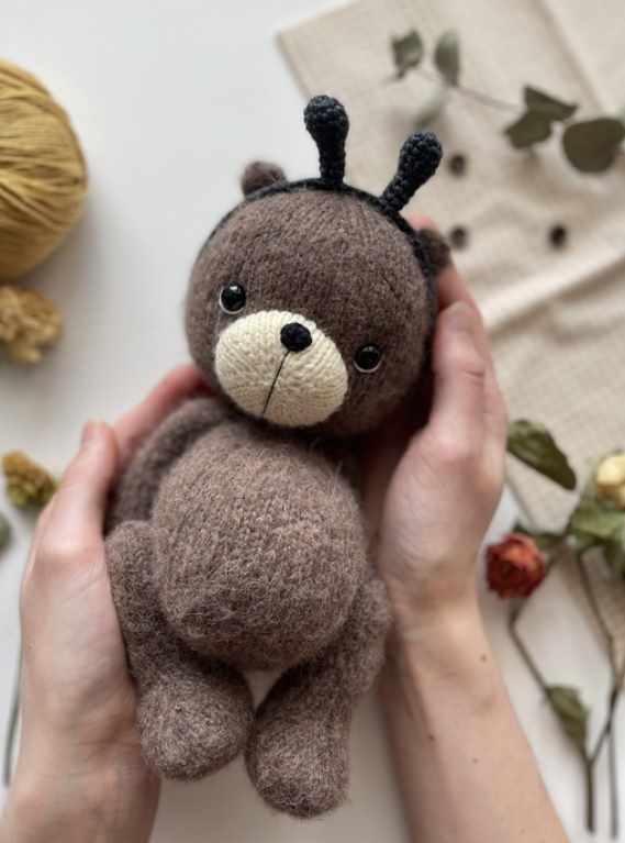 [daria.toys] Мишка Барни (Дарья Конуркина)