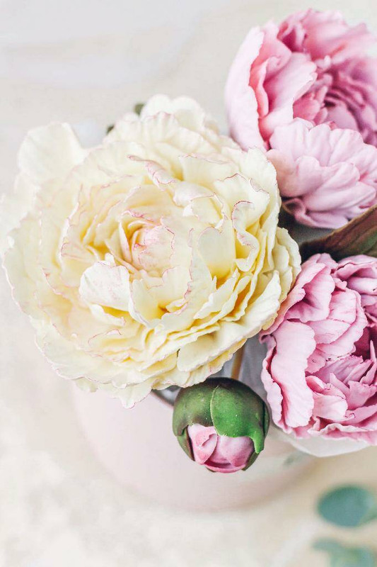 Цветы из пластичного шоколада 2023 (Екатерина Завирюха)