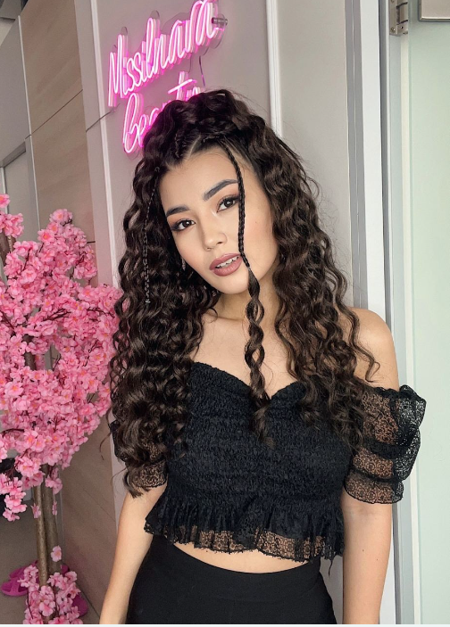 Афролоконы - новый тренд сезона, который приносит мастеру по прическам по 30.000-50.000 рублей в месяц (Ильнара Рахмангулова)