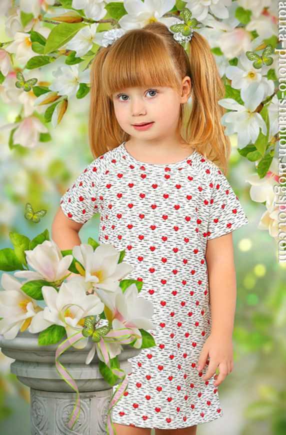 Весенний фотошаблон к 8 марта в PSD Весна магнолии (Adika)