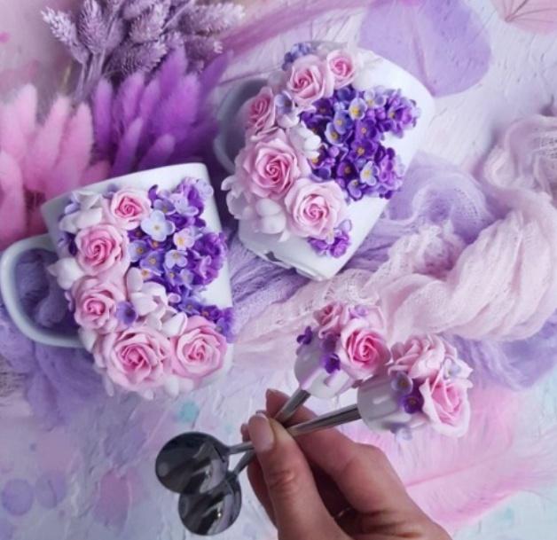 Кружка и ложка с сиренью и розами (artspoons_school)