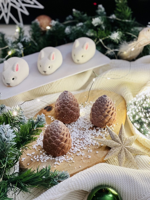 Видеоурок Муссовые шишки и зайчики (Анастасия Политыкина)