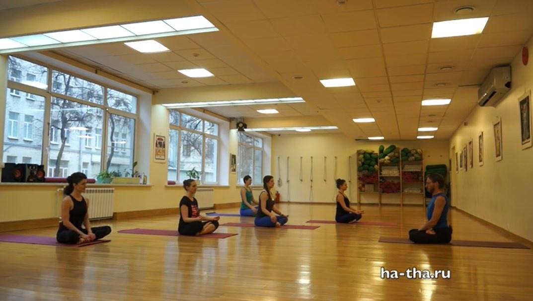 Практика хатха-йоги, 5 видео-записей (Дмитрий Демин)