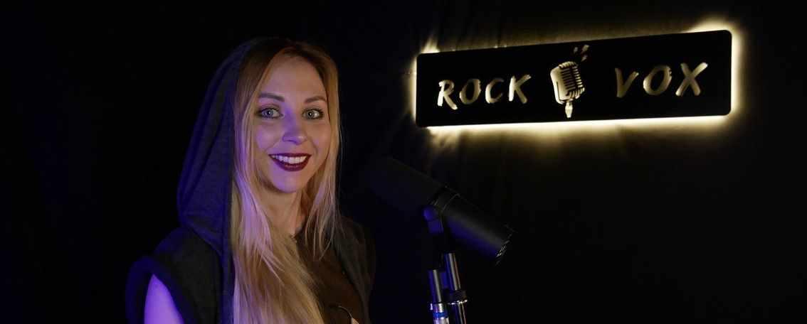 Видеоурок "Громкость и звонкость голоса" (Женя Францева)