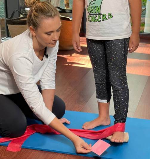 Анти-вальгус 3.0. Ровная спина 2.0. Массаж для стоп и осанки. Тариф: без тренера (Юлия Блюм)