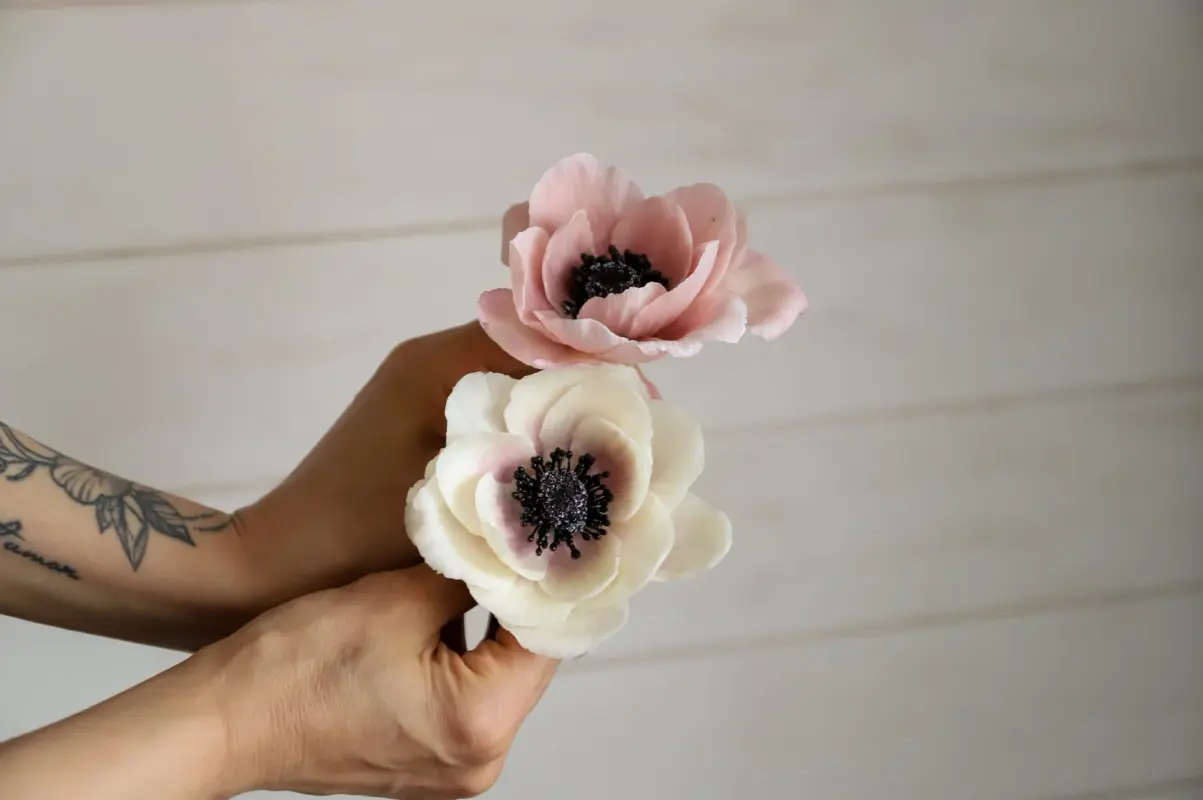 Анемон из пластичного шоколада  (Даяна Лус)