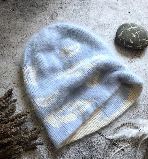 [mrs_knowall] Двухсторонняя шапка Пёрышки (Людмила Аксеник)