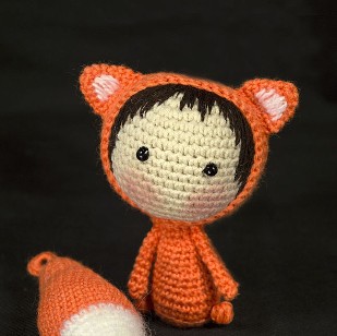 Маленькая куколка Лисичка из серии Tanoshi (Татьяна Коробкова)