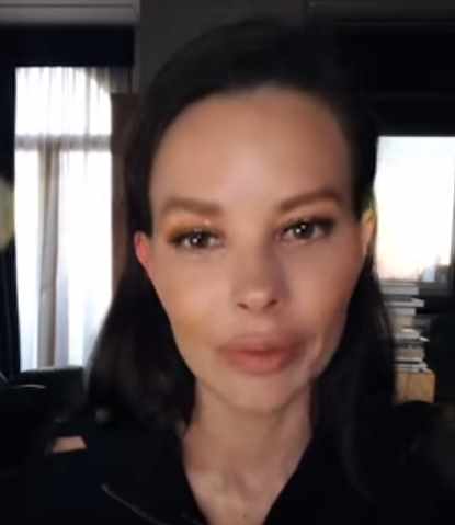 Курс о любви к себе "Включи в себе 16" (Марина Велес)