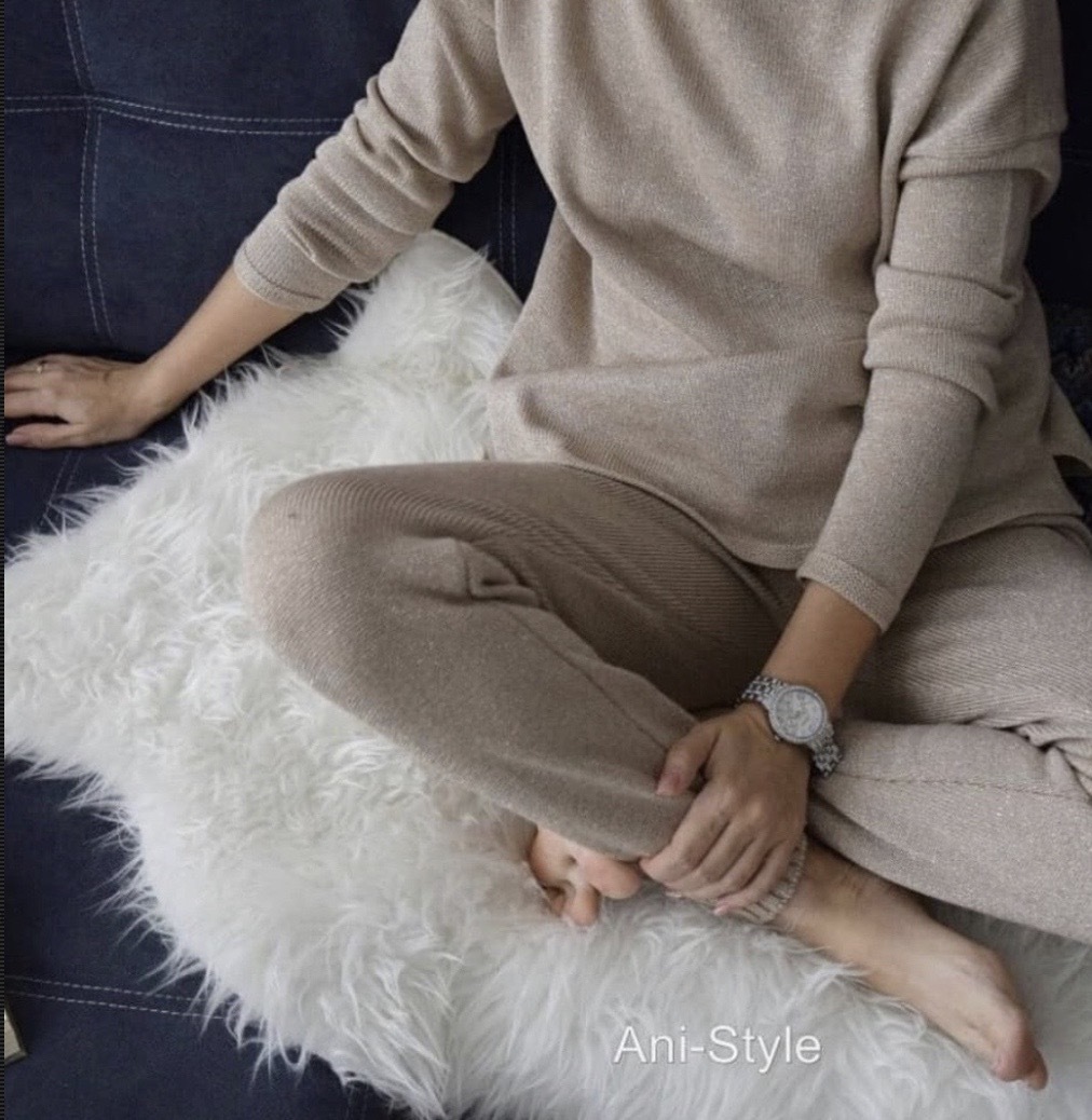 Вязаный костюм (ani_style_knitting)