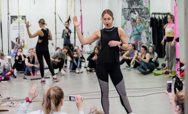 Абонемент на месяц к прямым эфирам Masha.fit. Май 2021 (Маша Блинова)