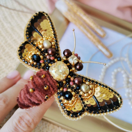 [peyakh-school] Брошь 3D Шоколадный бражник (Ангелина Пеях)