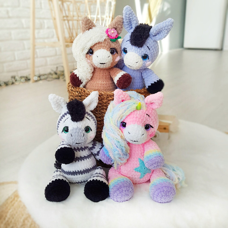 Плюшевые копытца (Екатерина Чиркова), фото 1 из 1.