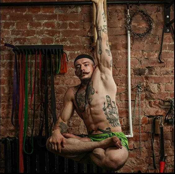 [Школа атлетизма Виктора Блуда] Статика / вводный и продвинутый курс (Виктор Блуд), фото 1 из 1.