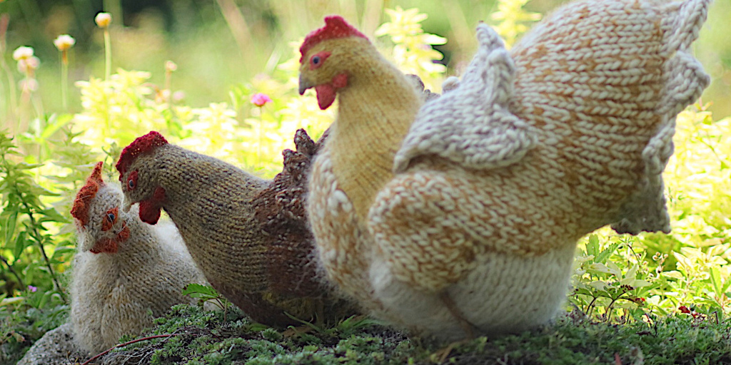 [Вяжи.ру] Вязаная спицами курица Hen (Claire Garland)