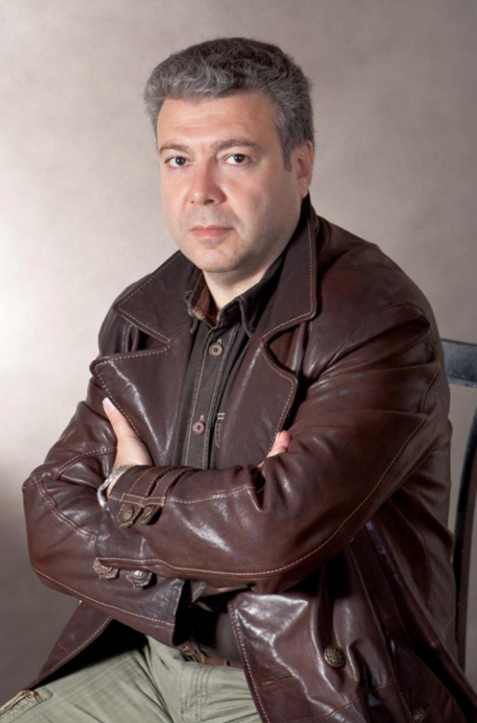 [Киношкола Митты] Система Станиславского: метод работы режиссёра над спектаклем и актёра над ролью (Роберт Манукян)